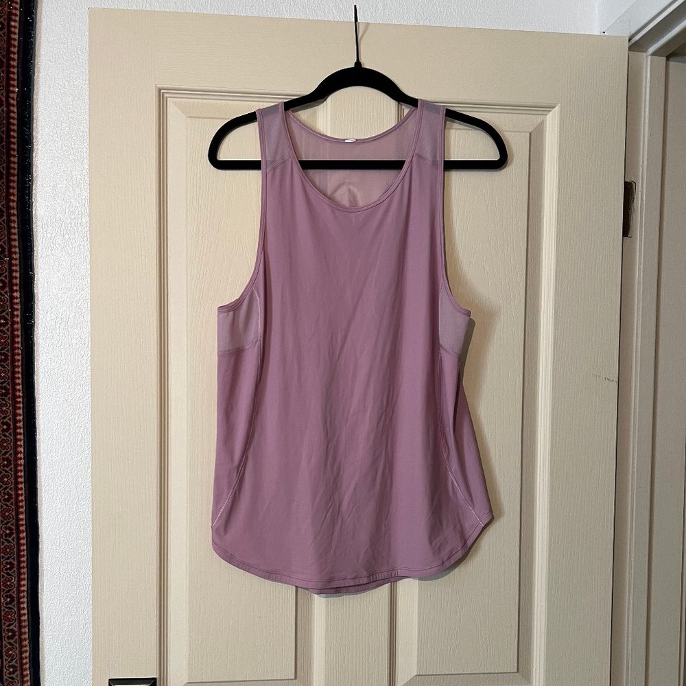 Lululemon workout top, size 10